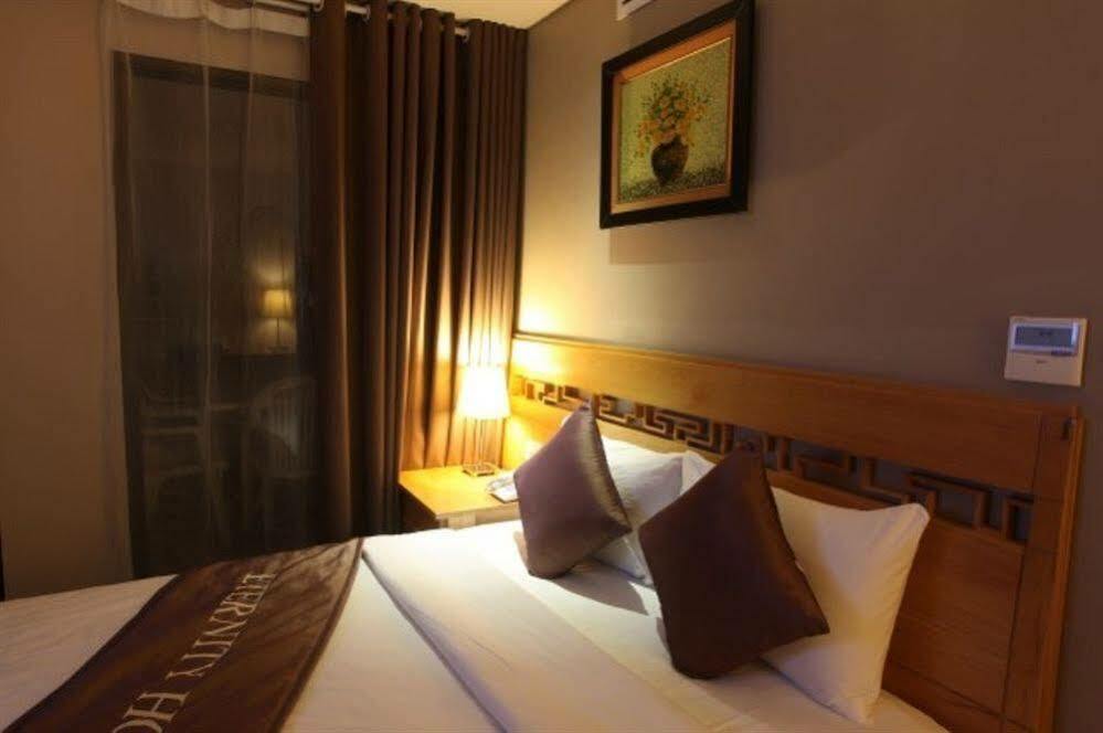 Eternity 3* Hanoi
